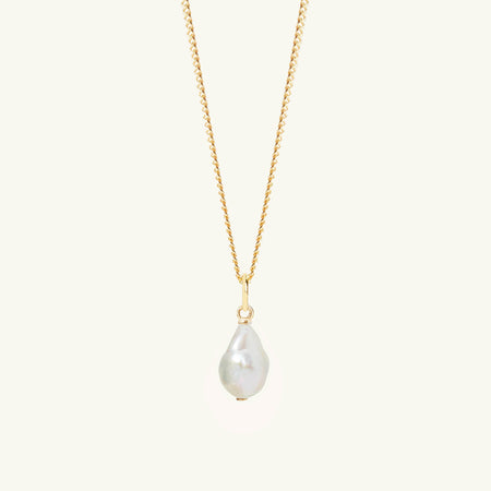 Freshwater Pearl Necklace Gold